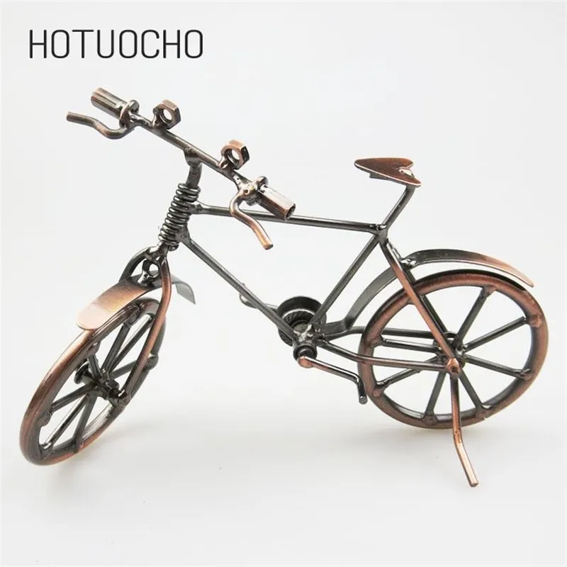 Hotuocho Creative Iron Art Model rowerowy Metalowe Rękodzieło Ozdoby Wystrój Domu Miniaturowe Figurki Prezent Craft Dla Dzieci Przyjaciele T200703