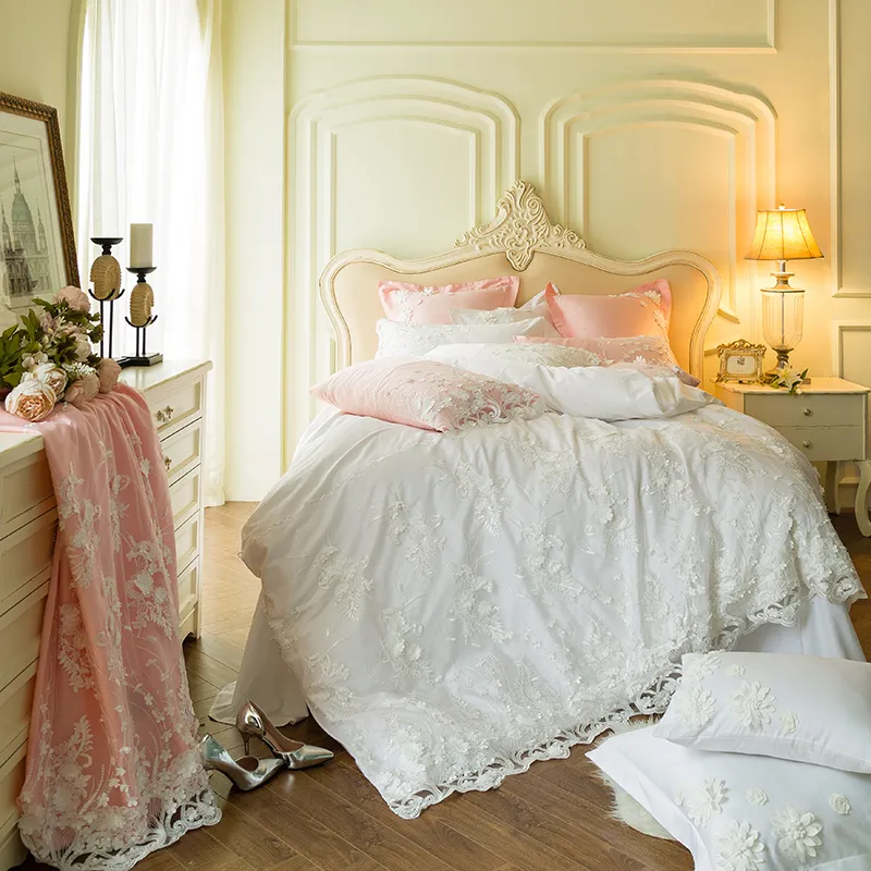 Белый кружевной египетской хлопчатобумажной роскошной свадьбы принцессы постельное белье / мягкие постельное белье 4 / 7шт. Королева королева размера king-size одеяло кроватью кроватью комплект T200706