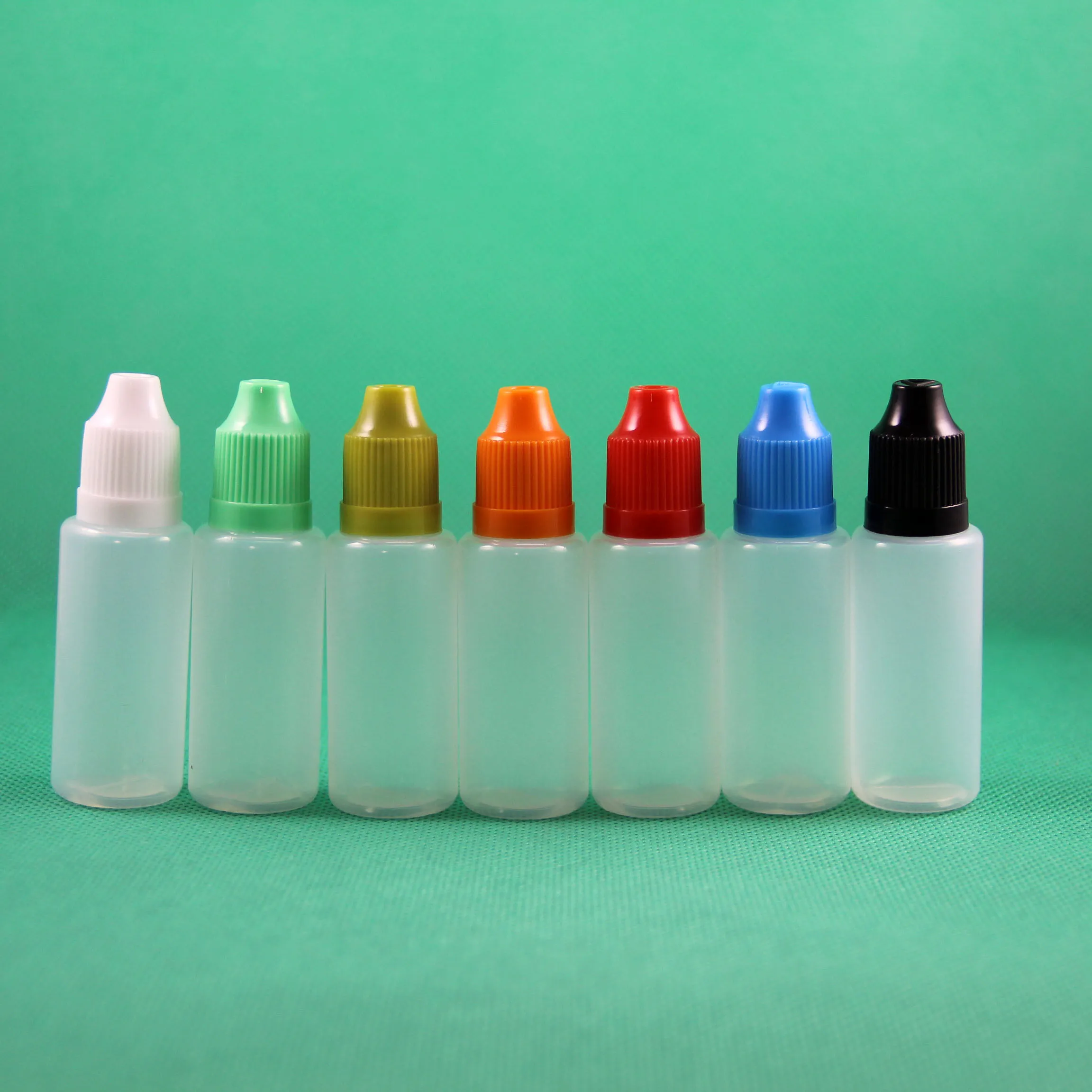 100 sets / partij 20ml plastic druppelaar flessen kindbestendige lange dunne tip PE VEILIG VOOR E LIQUE DAMP VAPT SAP E-LIQUIDE 20 ml