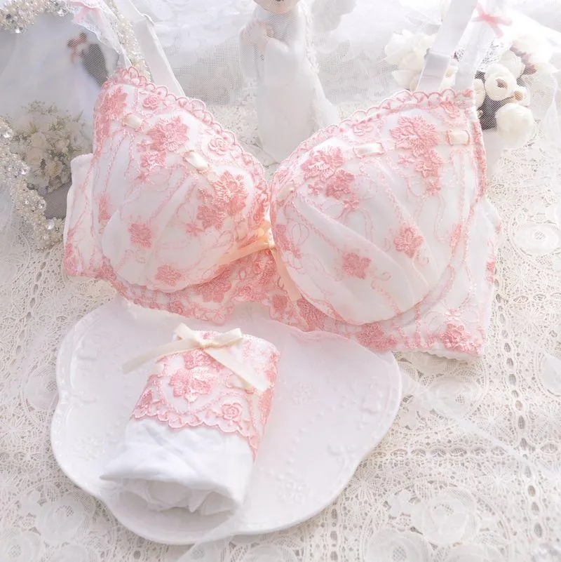 Women's Sweet lace Lingerie Set Cute Lolita Bow Bra and Panty Set Girls  White Underwire Plus Up Underwear (Color : White, Size : 70B) : :  Clothing, Shoes & Accessories