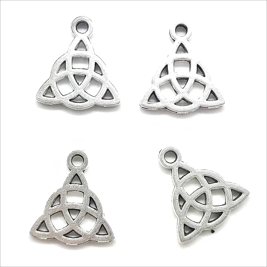 Großhandel Lot 100 Stück Dreieck Antik Silber Charms Anhänger Schmuckherstellung Armband Halskette Ohrringe 16*15mm DH0851