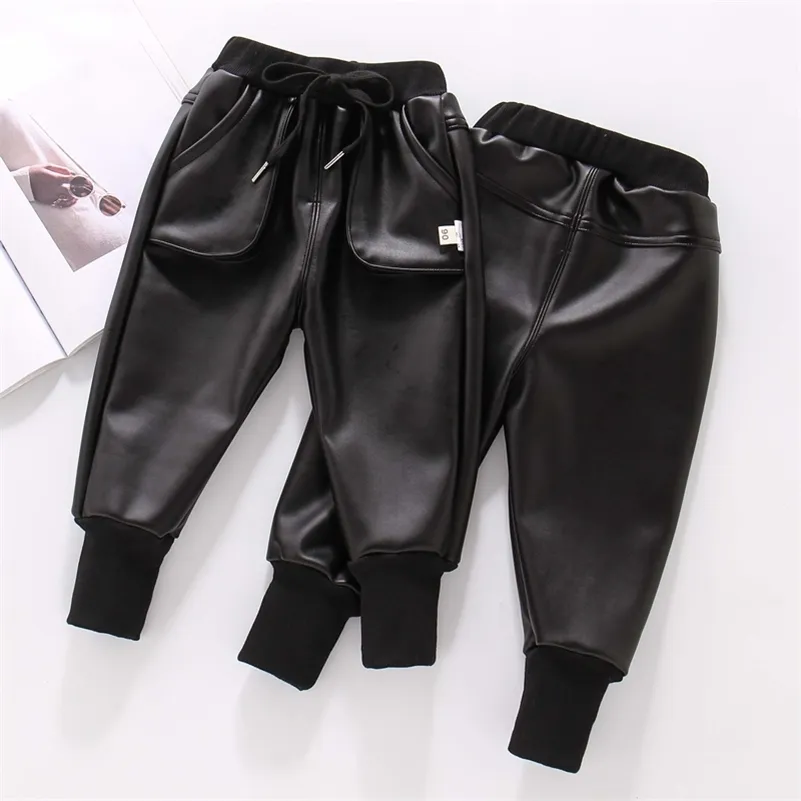 Winter Faux Leather Cargo Pants Children's Pants Warm Boys Trousers Thicken Casual Cargo Pants Girls Clothing 2 4 6 8 Years LJ201019