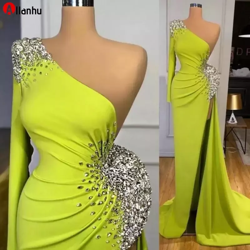 NEW! 2022 Amazing Green One Shoulder Evening Dresses Wear Crystals Beaded Satin Mermaid High Split Sexy Women Dubai Formal Party Prom Dress Long Sleeve