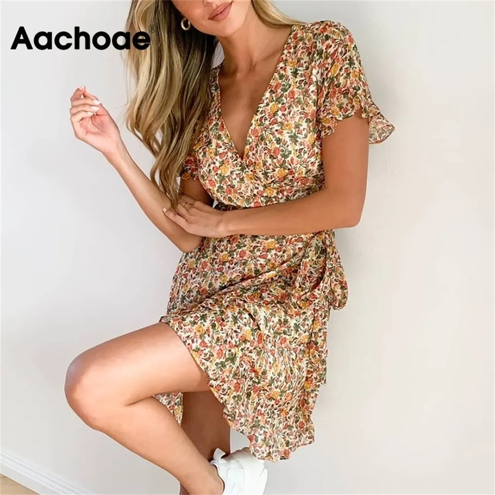 aachoae夏の渤海ビーチドレス女性花柄プリントフリルラップドレスセクシーなVネックAラインシフォンミニSundress Robe Femme LJ200810