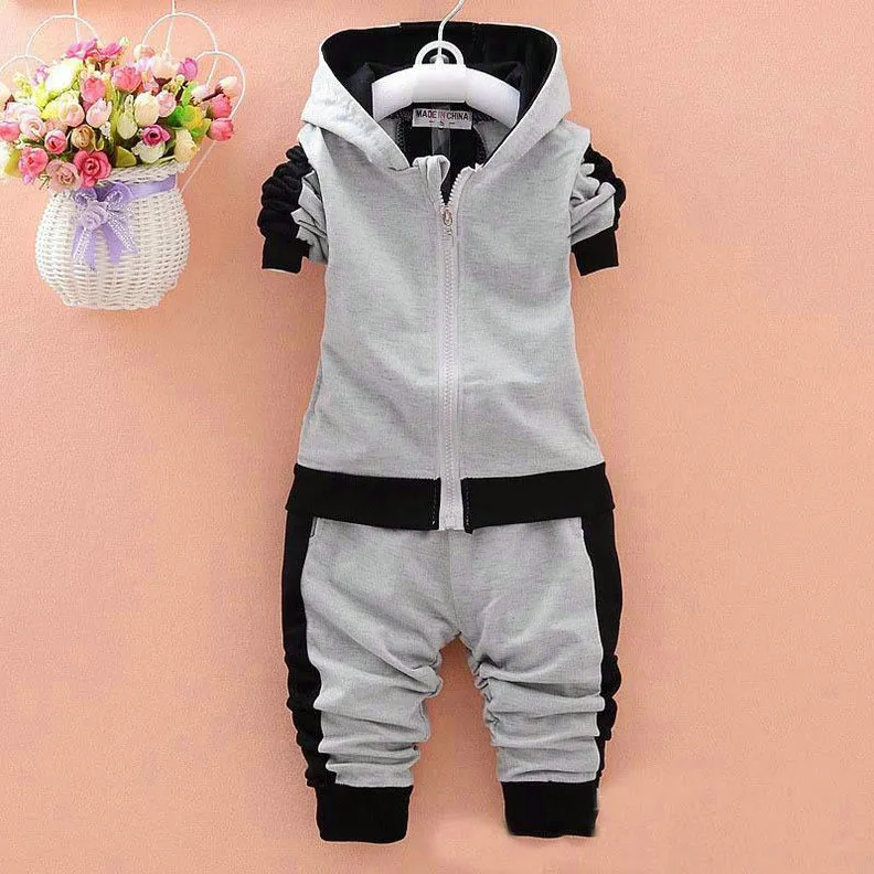 Toddler Bebek Erkek Kızlar Marka Suits Çocuk Spor Ceket + Pantolon 2 adet / takım elbise Seti Çocuk Eşofman