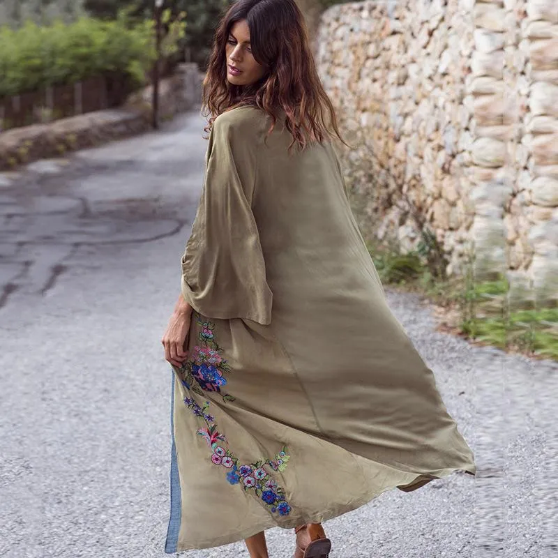 Kadın Bluz Gömlek Kadınlar Yaz Boho Beach Kimono Hırka Feminino Nakış Bluz Uzun Gömlek Siyah Beyaz Camisa Feminina 2022 Tuni