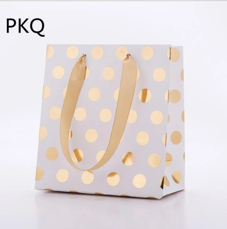 Gift Wrap 10st Polka Dot Gold Kraft Paper Väskor för återvinningsbar festival bröllopsfestväska shopping med handtag1