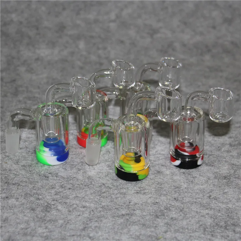 Narguilé 14mm mâle 90 degrés cendrier avec des clous de bangers de quartz et des récipients en silicone de 5 ml pour les conduites d'eau en verre Bongs Oil Rigs Pipe