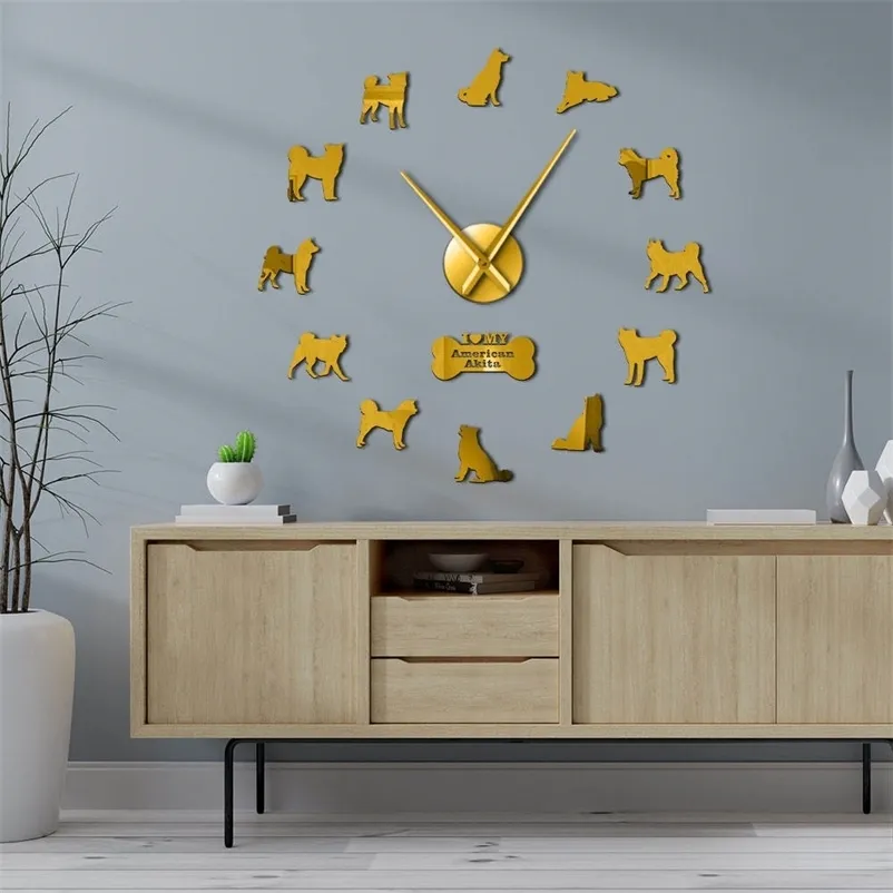 American Dog Breed Självhäftande 3D DIY Clock Akita Ägare Gåva Vardagsrum Unik Design Spegel Klistermärke Väggklocka 201212