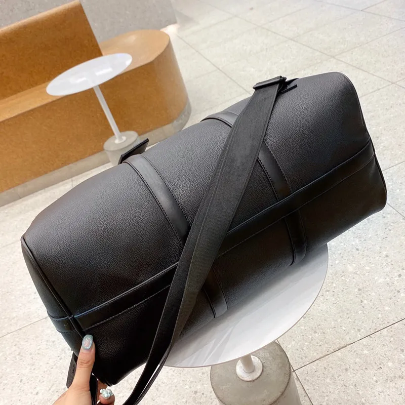 Men`s Fashion Duffel Bag Black Leather Travel Bag Ladies Large Capacity Handle Luggage Gentleman Business Handbag with Shoulder Strap Size 42CM