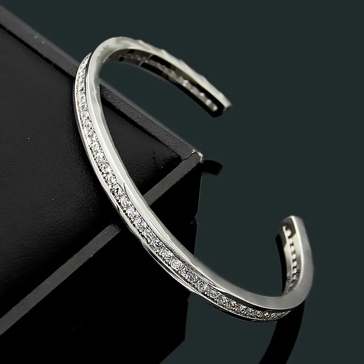 Avrupa moda tarzı bayan kadın titanyum çelik oyulmuş b harf tekli sıra elmas açık bileklik 2 color253i