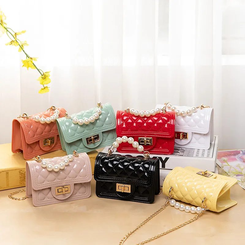 DHgate Pearl Jelly Handbag Cute 2024 Kids Silicone Chain Mini Rhombic One Shoulder Bag for Girls Baby Kids Maternity