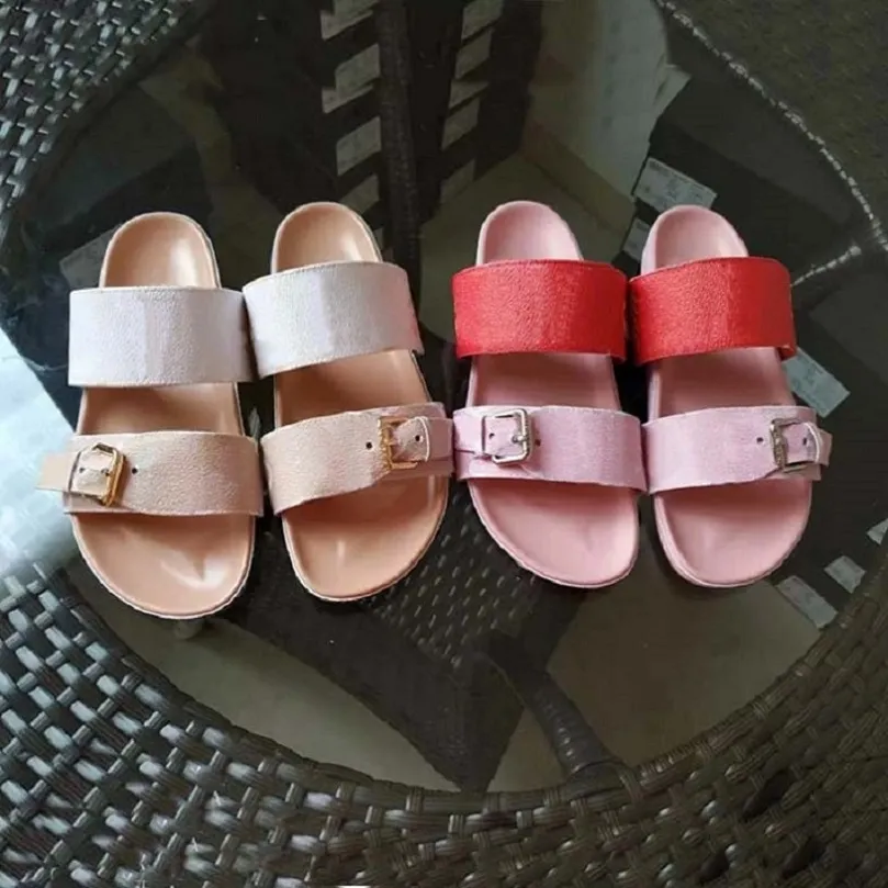 2020 Sell Well Fashion women sandals Shoes Bohemian Diamond Slippers Woman Flats Flip Flops Shoes Summer Beach Sandals 10 1207