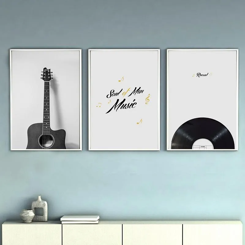 Pinturas Vintage Musical Instrumento Guitarra Radio Canvas Pinting Poster y estampado de la sala de estar Arte de la pared de la pared Carteles de decoración del hogar