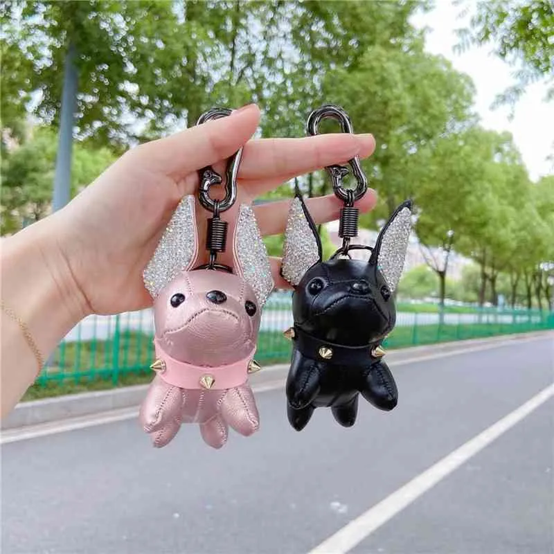 Light luxury creative leather diamond puppy keychain cute mini doll car key chain couple gift backpack pendant jewelry gifts
