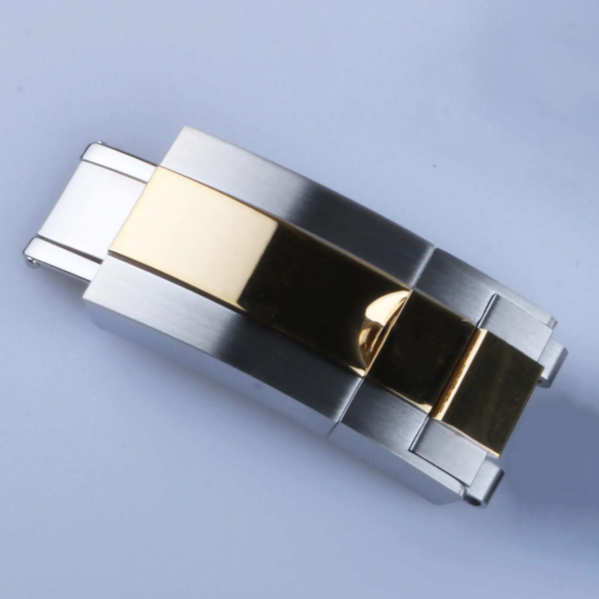 16mm x 9mm Watch Band Buckle Distribution Clasp Middle Gold Silver Two Tone Högkvalitativ rostfritt stål205i