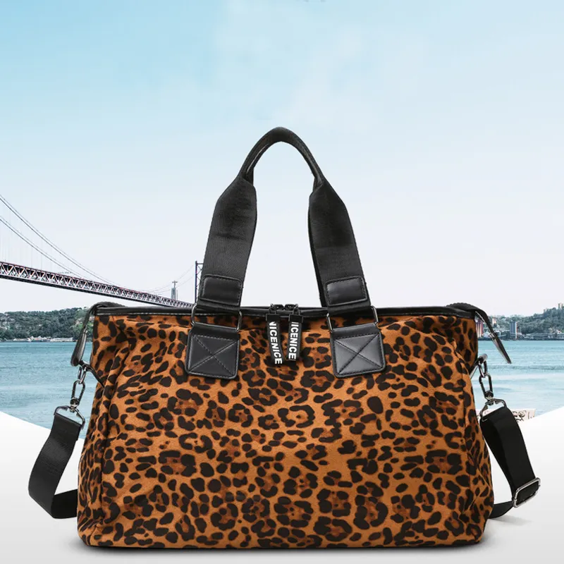 Sac de sport léopard Lady grande capacité sac à main sac à bagages dans les sacs de voyage épaule bandoulière sac de sporttas gymtas extérieur xa4bt Q0705