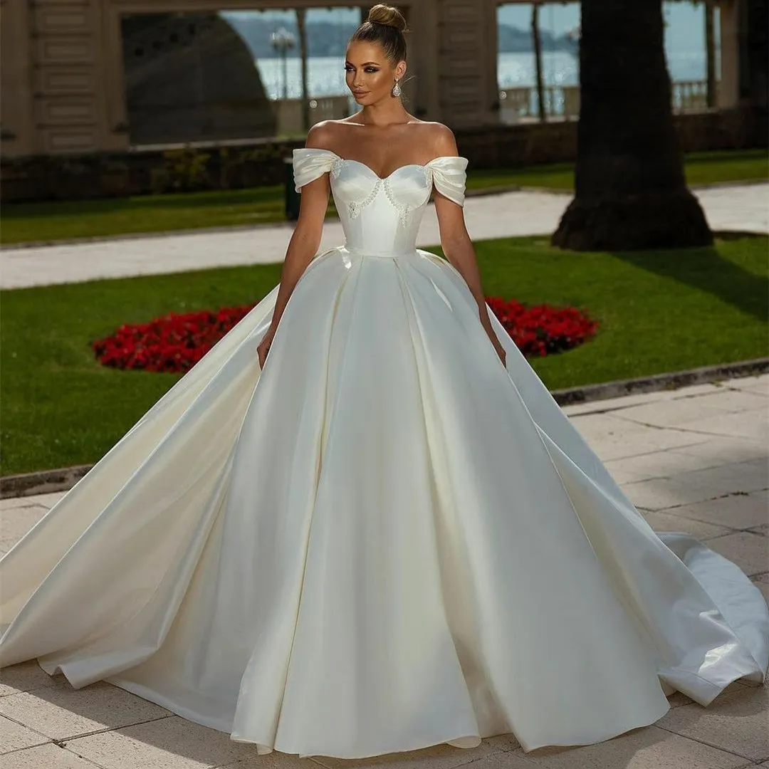 Princesse Style coréen Satin robe de bal robes de mariée cristaux perlés épaule longue robes de mariée dos à lacets Simple Graden robe de mariée Vestidos de Novia 2022