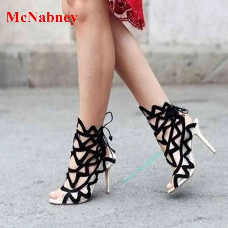 Sandels Sexy Hollow Open Toe Lace Up Sandals Summer Shoes Thin High Heel Solid Black Ankle Party Dress Women Designer New 220303