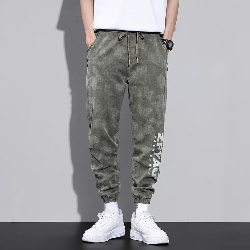 Mode Camouflage hommes pantalons taille extensible Streetwear lettre imprimer Joggers pantalons de survêtement paquet pieds pantalon décontracté grande taille 5xl