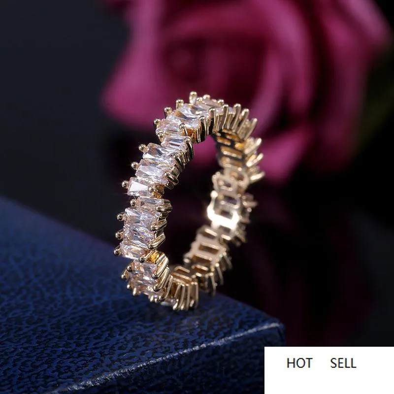 Nieuwe mode trouwring onregelmatige witte kubieke zirkoon vinger ringen fit 6 # tot 10 # voor vrouwen sieraden feest cadeau