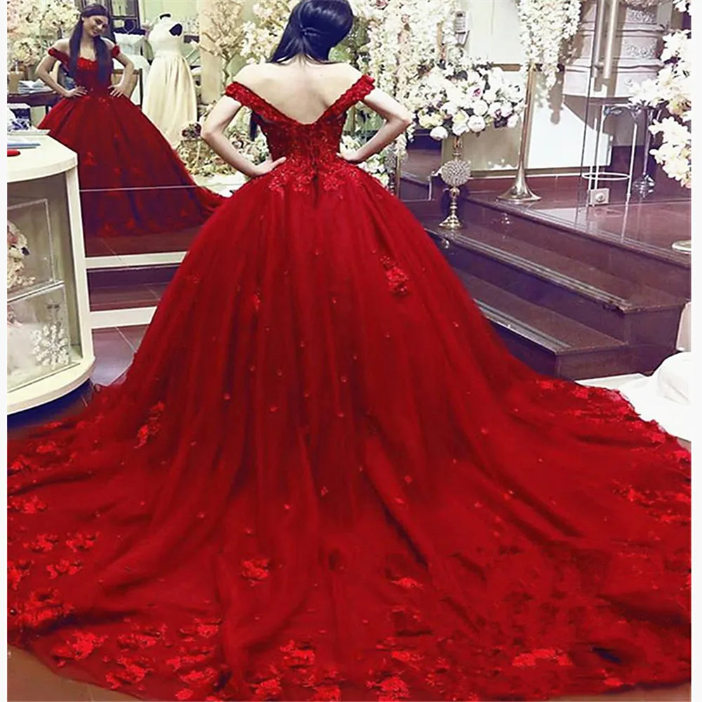 Dark Red Red Ballgown Wedding Dress With Sweetheart Lace Applique, 3D  Flowers, And Chapel Train Plus Size Available From Sexybride, $148.95 |  DHgate.Com