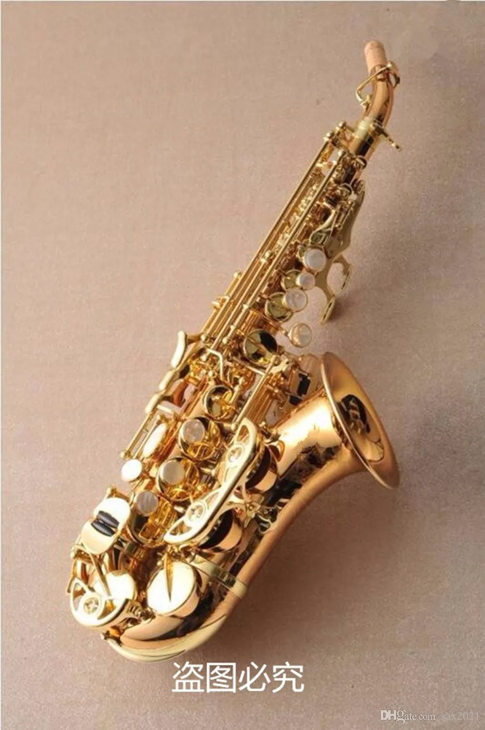 Nova Chegada Curvo Soprano Sax Profissional Nível Profano Saxofone BB Dourado Instrumento Musical Sax com Caso