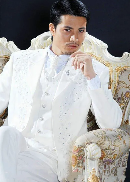 customize-white-embroidery-groom-tuxedos-groomsmen-men-wedding-blazer-business-suits-dress-suits-(jacket+pants+vest+tie) (1)