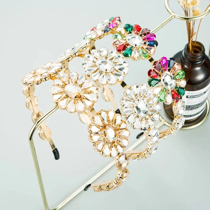 Europäischer Amerikaner Frühling New Strass Übertriebene Metall eingelegte Blumenstirnband Mode Temperament Braut Haarschmuck