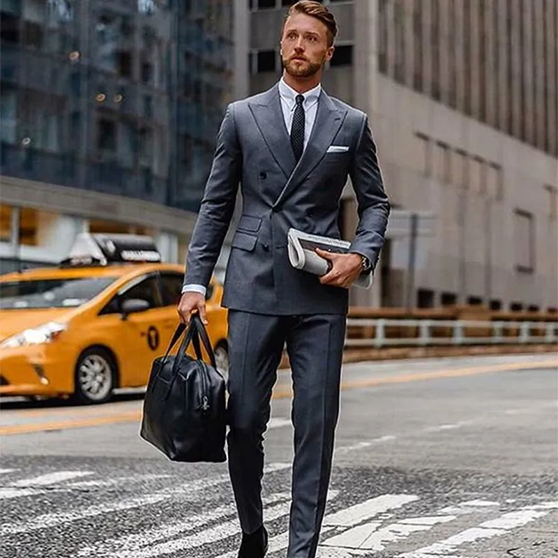 Trajes de hombre gris oscuro Trajes de boda de negocios casuales para hombres Best Man Blazer Novio Esmoquin Slim Fit Traje Homme Mariage Chaqueta para hombre Calidad