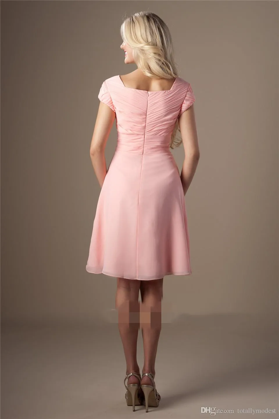 Casual Coral Chiffon Short Modest Bridesmaid Dresses with Sleeves for Summer Wedding