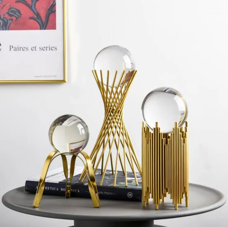 Dekoratif Çiçekler Çelenk Işık Lüks Modern Metal Kristal Top El Sanatları Stil Ev Dekorasyon Oturma Odası TV Kabine Demir Dekorasyon1