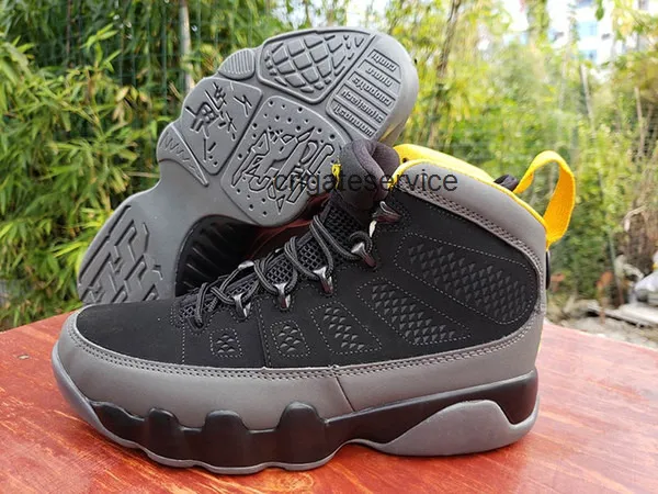 Black and gold best sale 9s