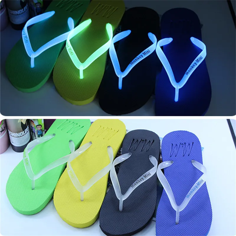 Uomo Soft Jelly Sleepers Luce trasparente Cool Slides Beach Summer Unisex Flat Bright Glow Infradito Clear Scarpe casual J1209