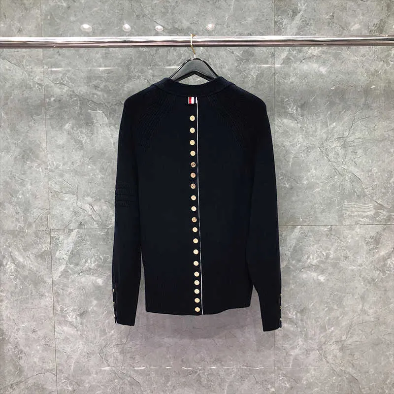 アウトレット売上 Tb Thom男性の絶妙なアクリルのセーター ファッションブランドベスト スリムフィット Vネックカーディガン バックボタン コート 春と秋のスタイル 当店限定販売 Clinicaaldente Es