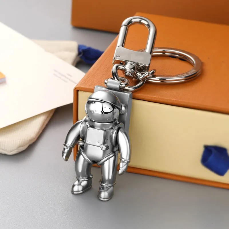 2020 Fashion gifts Spaceman Key Chain Accessories Fashion Car Designes Key Chains Accessories Men and Women Pendant Box Packaging Keychains