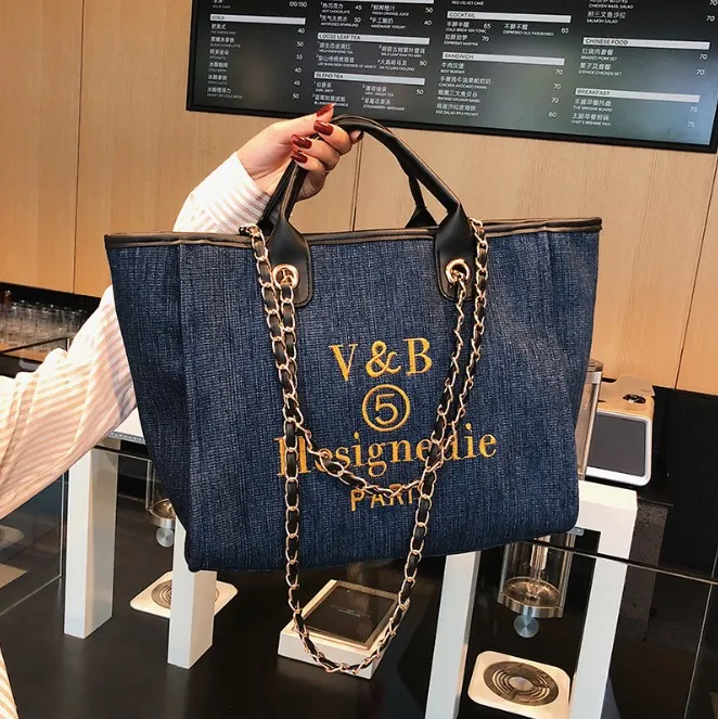 2021 Nowe Kobiety Tote Tote Canvas Torebki Europejskie i Amerykańskie Łańcuchy Mody Torba Na Ramię Duża Pojemność Messenger Torebki Travel Denim Torba