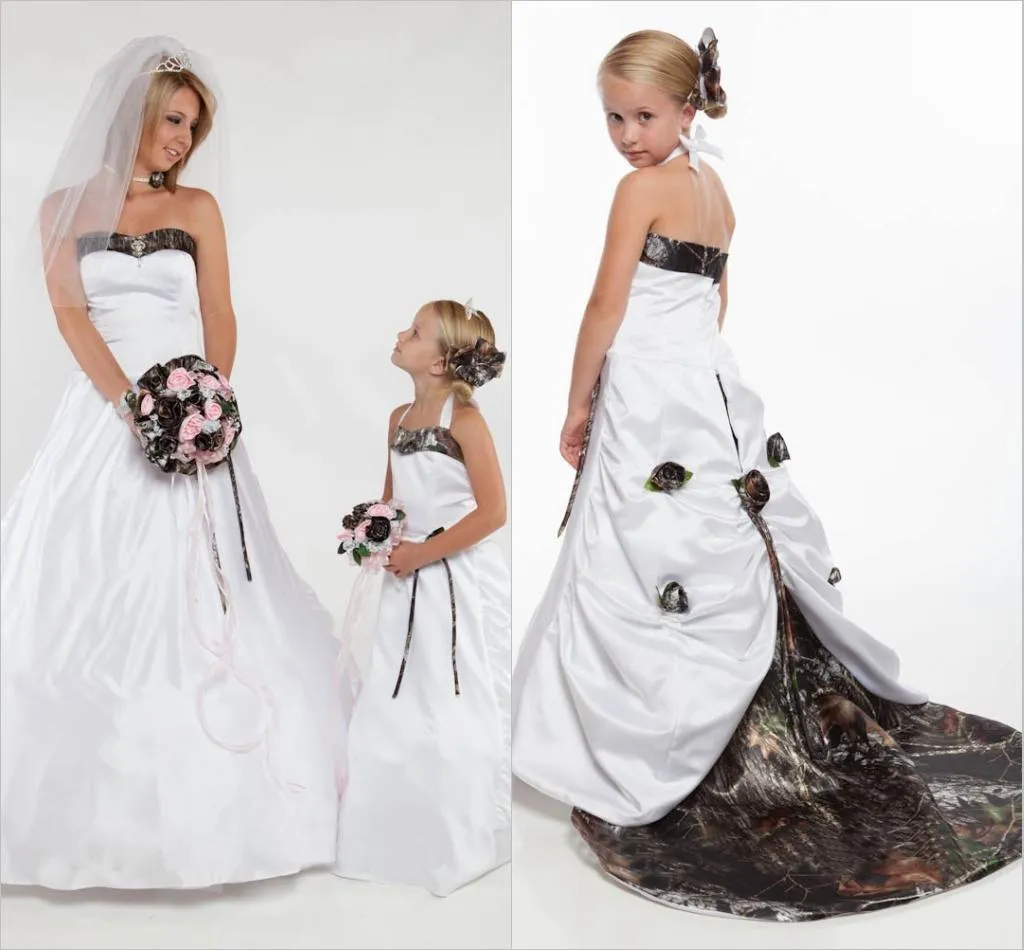 Halter Camo Flower Girls Dresses for Wedding with Detachable Train Forest Flower Girl Wear Handmade Flower Realtree Kids Wedding Party Dress