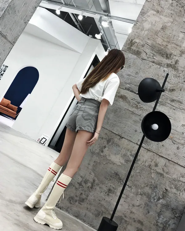 Sıcak Satış-Tasarımcı Dantel-Up Kalın Topuk Uzun Patik Siyah Beyaz Moda Elastik Kış Diz Yüksek Çizmeler Kadın Streç Çorap