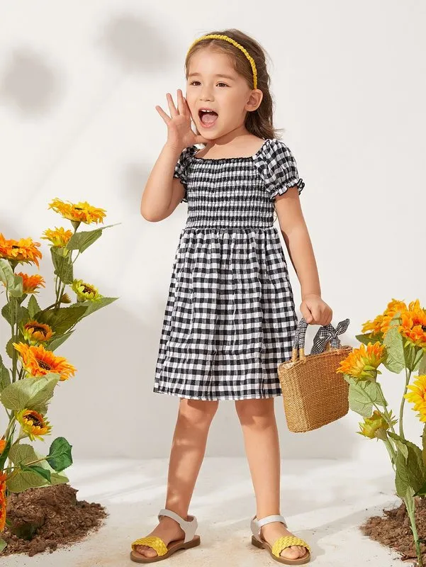 Robe à corsage froncé avec imprimé vichy et volants pour toute-petite fille SHE