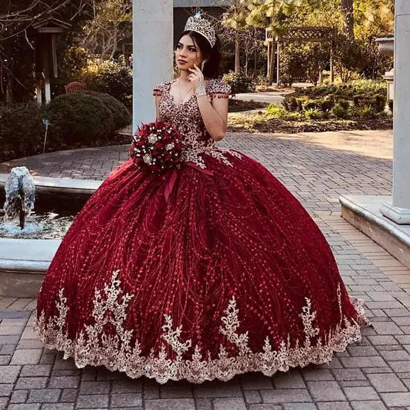 Vestido de esferas de ouro frisado vermelho Quinceanera Vestidos Pageant Vestido de 15 Anos Años Quinceañera Tamanho personalizado