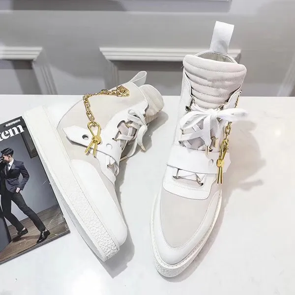 Hot Rea-Ny ankomst 2019 CREEPER ankelboots Dam Herr Senaste designerstövlar Golden chain reaction sneakers dekoration storlek 35-45 för älskare