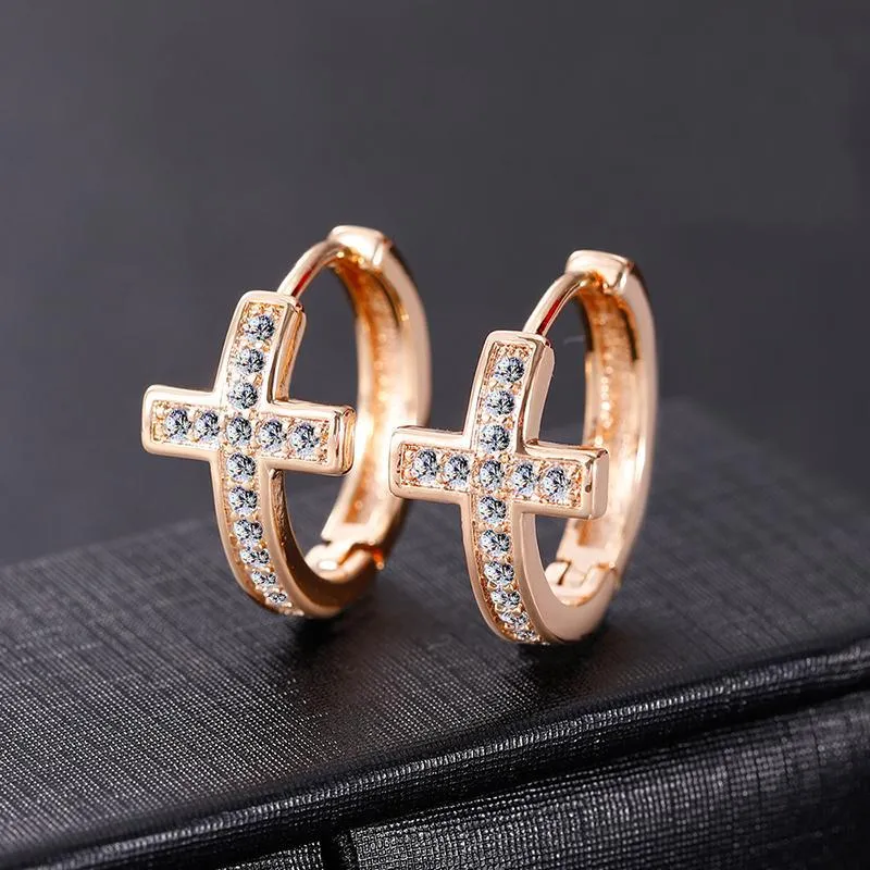 Neue Mini Zirkonia Pflastern Kreuz Creolen Gold Silber Überzogene Reihe Strass Huggie Ohrringe Für Frauen Mode Schmuck Geschenke