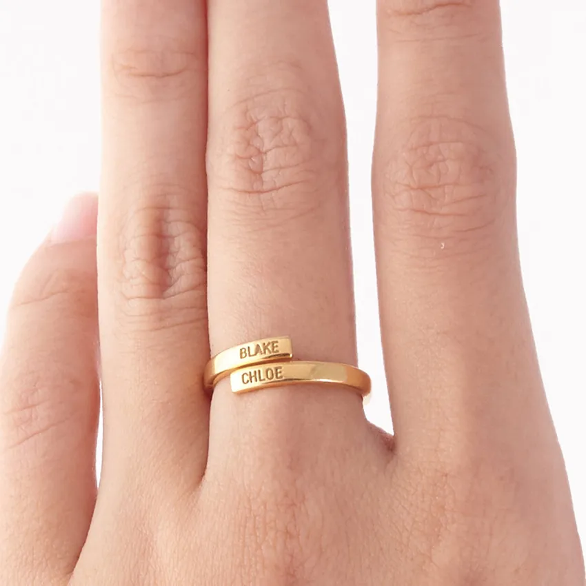 Dolly Engraved Gold Couple Name Rings