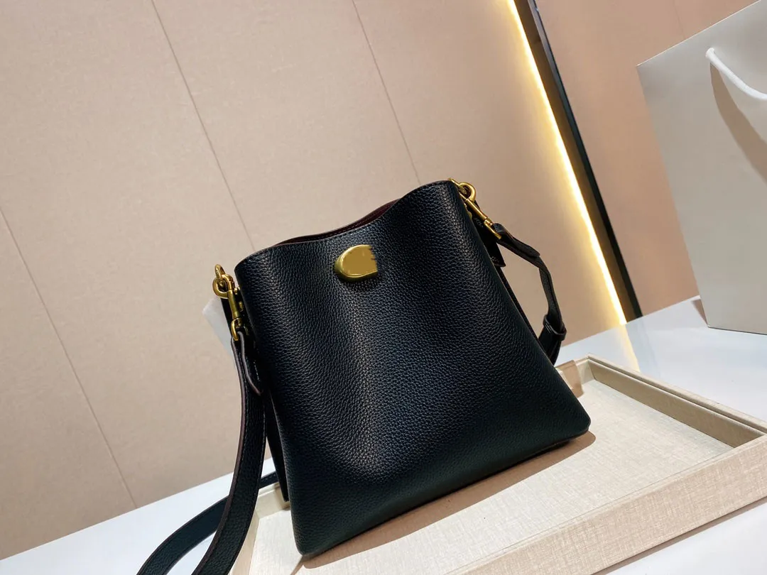 Charlie bucket bag in colorblock online