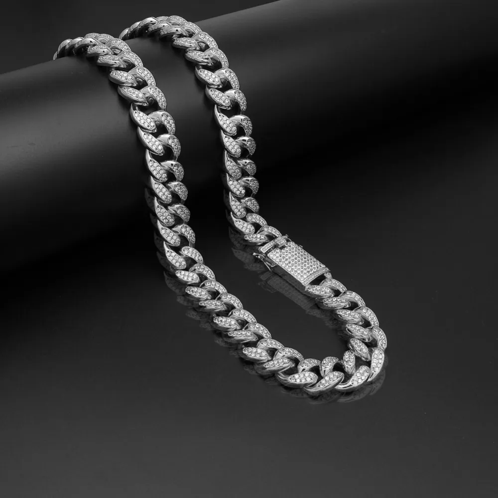 20mm 1630 Ingångar Iced Out Full Bling CZ Triple Lock Hip Hop Cuban Link Chain Halsband för män Women6561766