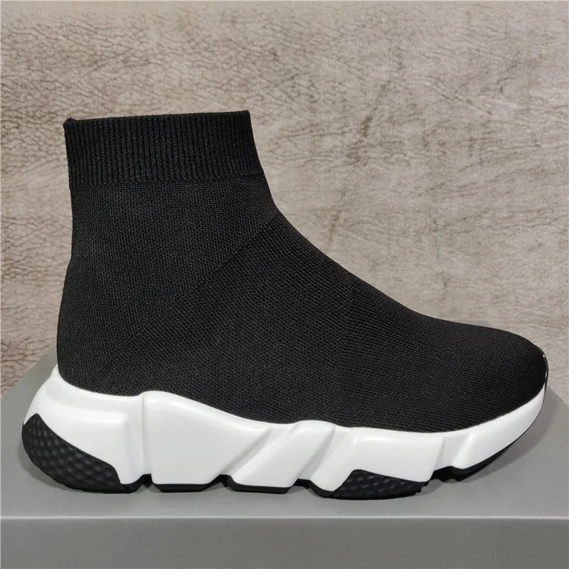 Balenciaga speed trainer dust bag best sale
