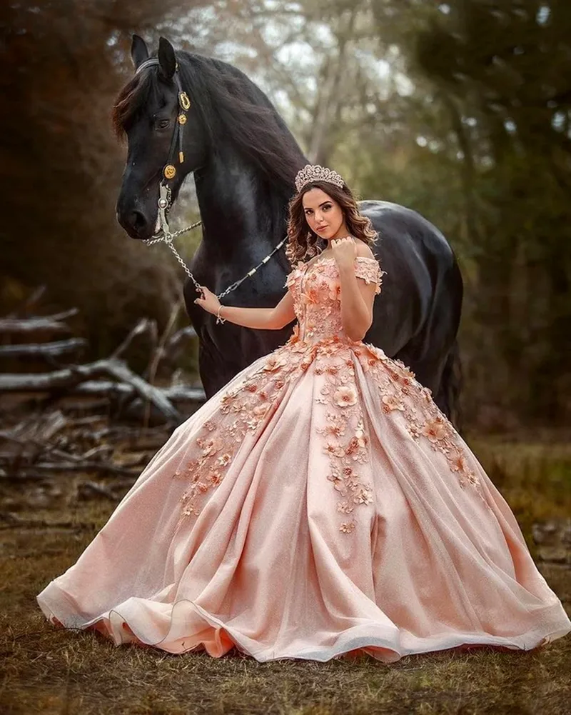 Peach Pink 3D Kwiatowe Quinceanera Suknie Off The Ramię 2022 Aplikacje Kwiaty Koraliki Sweet 16 Dress Prom Party Ball Suknie Pageant Princess Vestidos de 15 Años