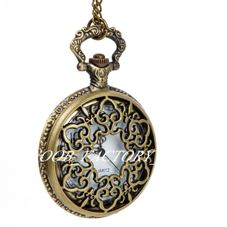 New style large Roman pattern pocket watch necklace retro jewelry sweater chain European and American fashion fashion watch pocket watch