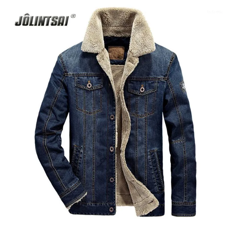 Vente en gros - 2017 Hiver Hommes Patchwork Veste Courte Mode Denim Jeans Manteau Plus Velours Outwear Taille 4XL Coupe-Vent1 Vestes Pour Hommes